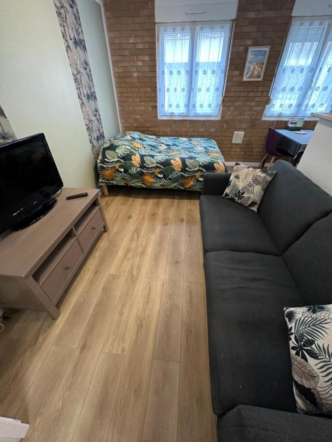Le Jacquard Apartment กาเลส์ ภายนอก รูปภาพ